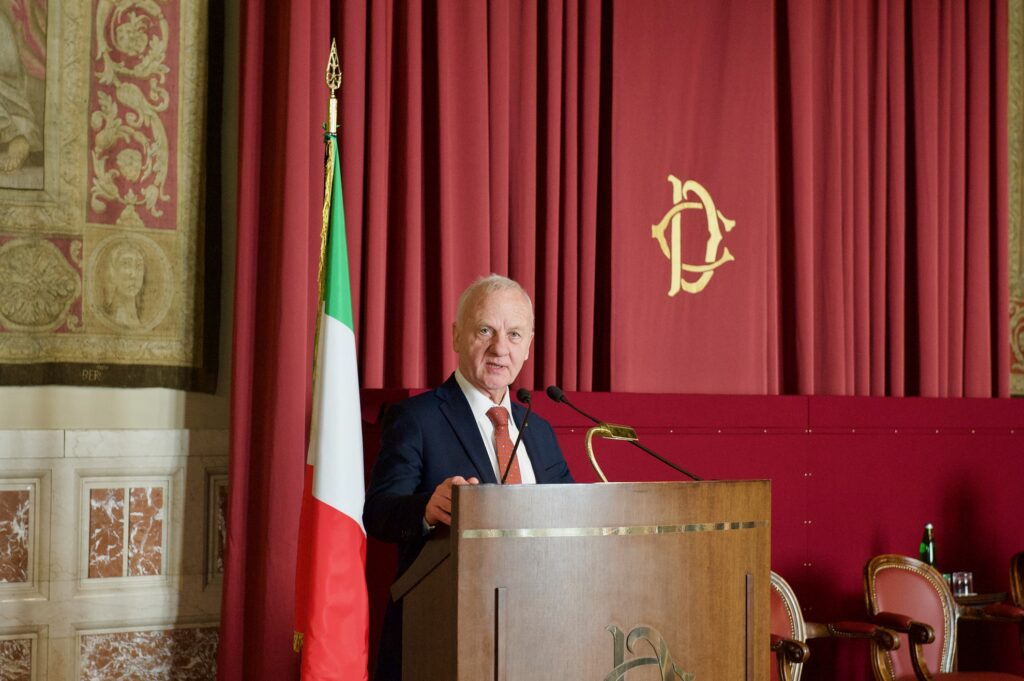 Vittorio_Bosio_a_Montecitorio_Cornacchia_World_Cup